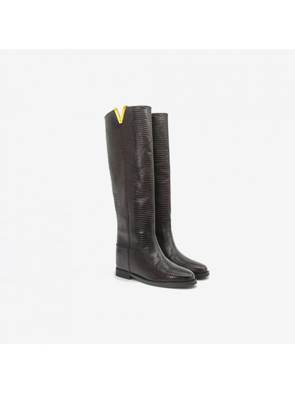 ロングブーツ VIA ROMA 15 FW25 STIVALE CON V ORO (4041 NERO) Via Roma 15 boot in black leather with gold 