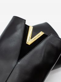 VIA ROMA 15 Stivale pelle dettaglio V in camoscio Nero