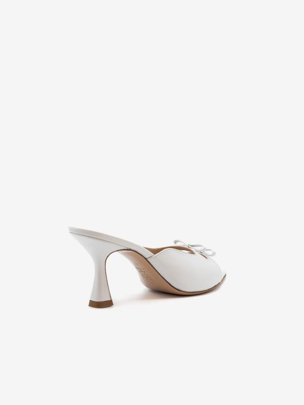 FRANCESCO SACCO Mules nappa con fiocchetti tc 7 cm Bianco FRANCESCO SACCO Mules nappa con fiocchetti tc 7 cm Bianco