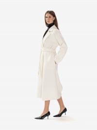 P.A.R.O.S.H. Cappotto lungo vestaglia Panna
