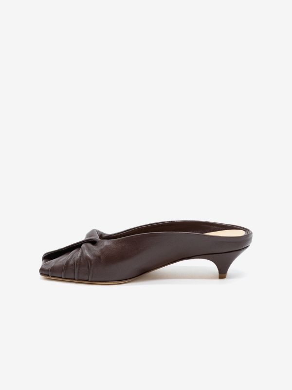 HALMANERA Mules spuntato tc 5 cm pelle Marrone