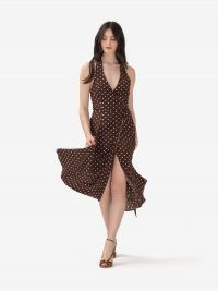 P.A.R.O.S.H. Abito midi scollato seta a pois Marrone