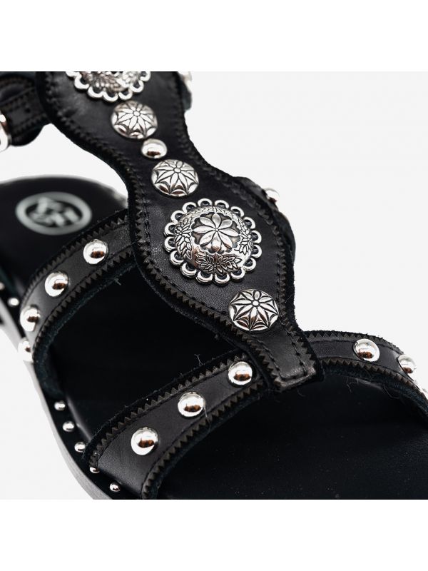A.S.H. Sandalo con borchie argento Nero