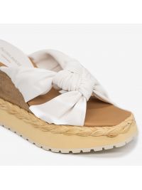 PALOMA BARCELO' Sandalo con nodo Panna